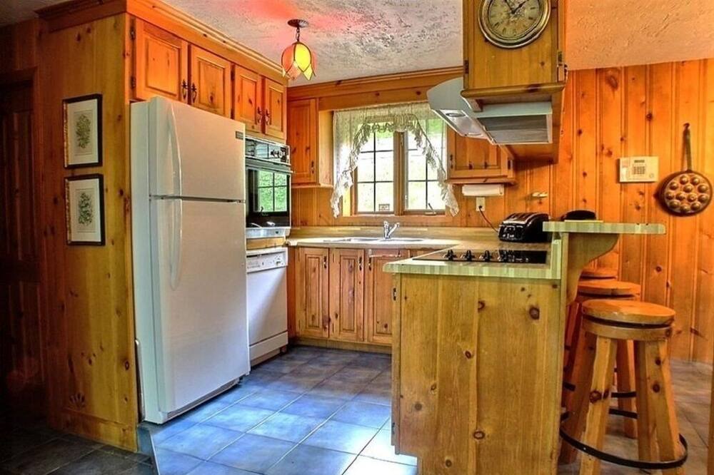 Photo of Kitchen in Sainte-Agathe-des-Monts