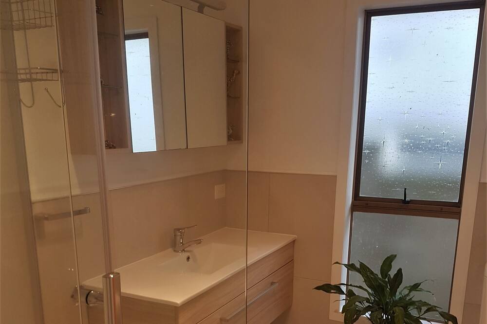 Photo of Bathroom in Hatfields Beach