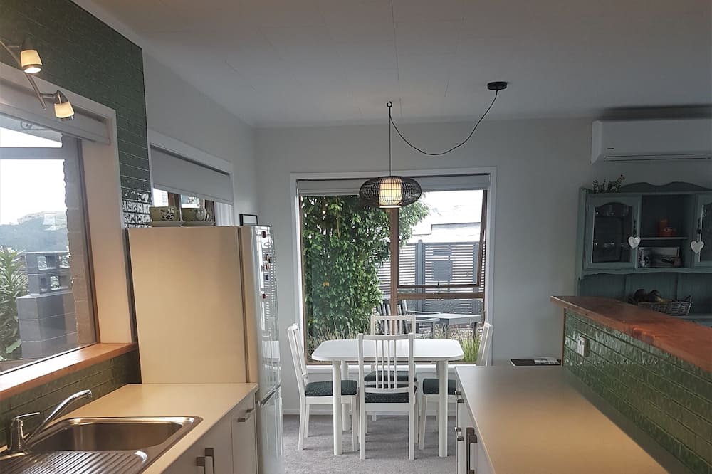 Photo of Kitchen in Hatfields Beach