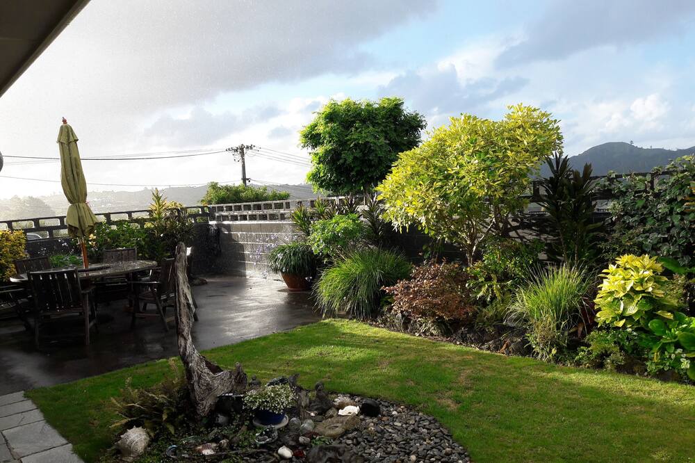 Photo of Others in Hatfields Beach