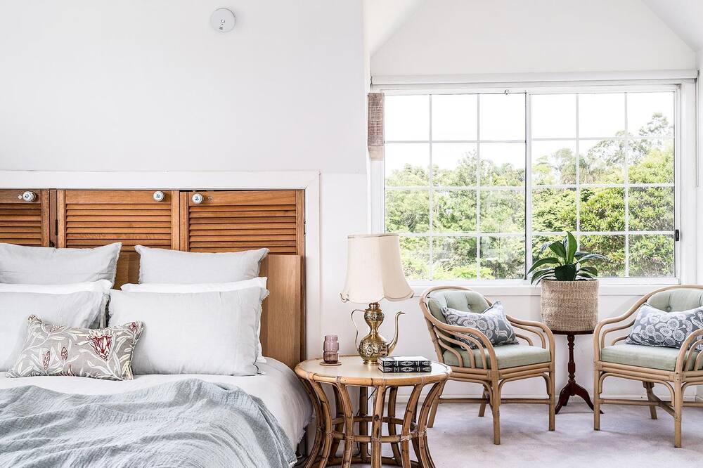 Photo of Bedroom in McLeods Shoot