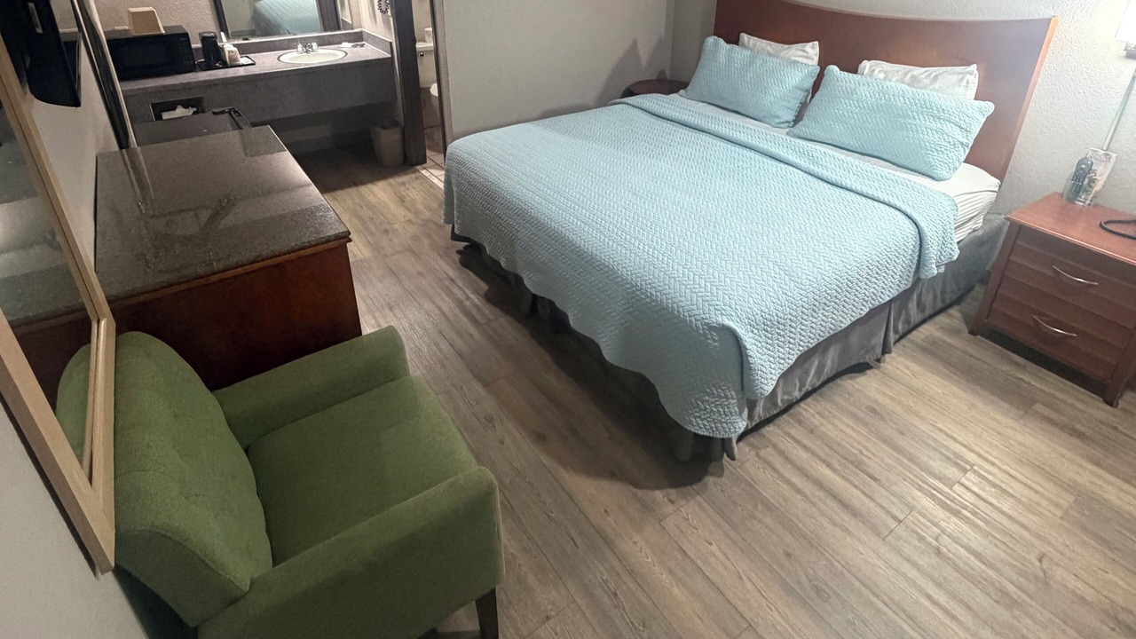 Photo of Bedroom in Shawnee