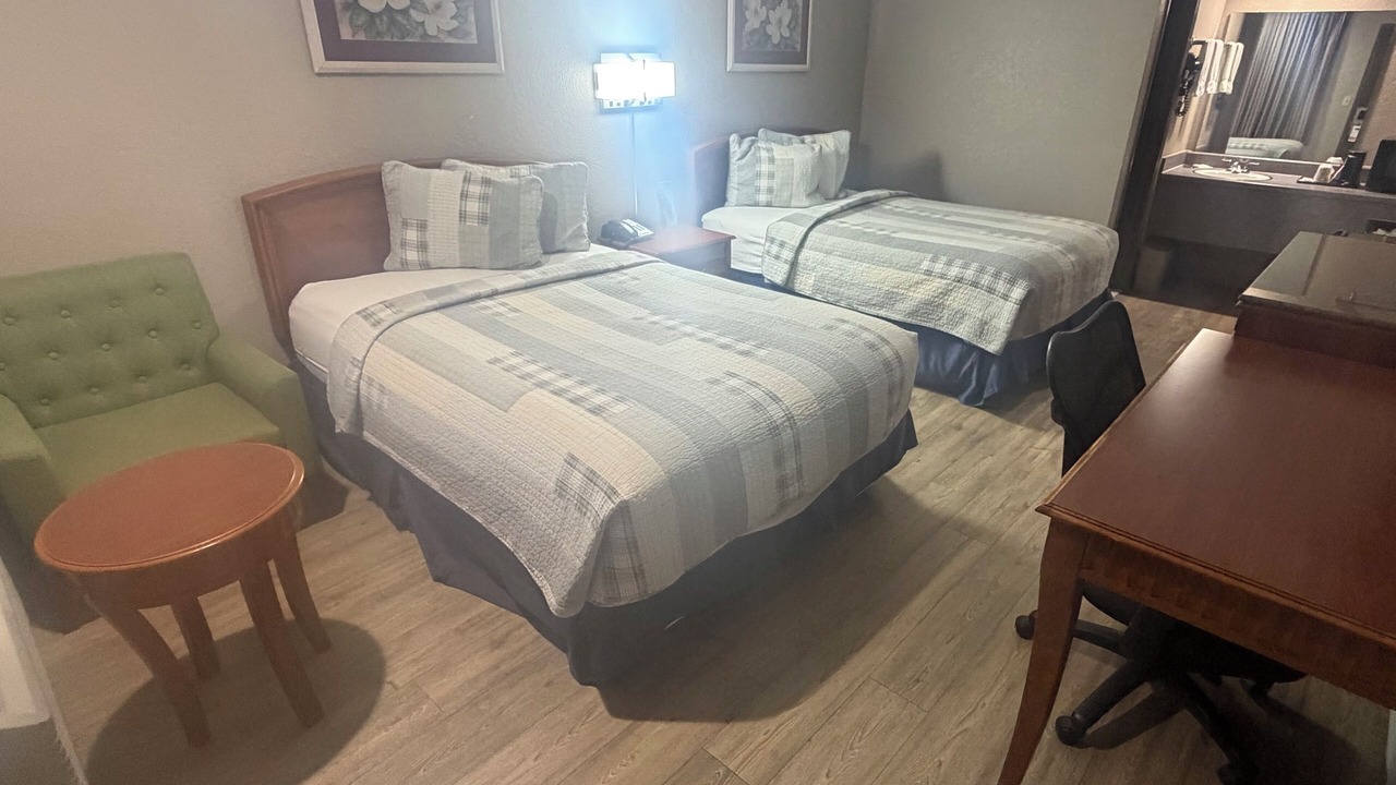 Photo of Bedroom in Shawnee