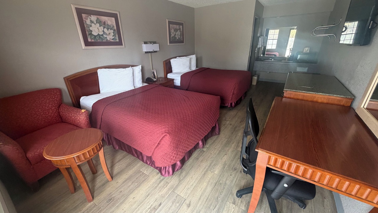 Photo of Bedroom in Shawnee
