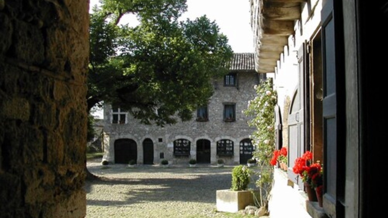 Photo of Outdoor in Perouges