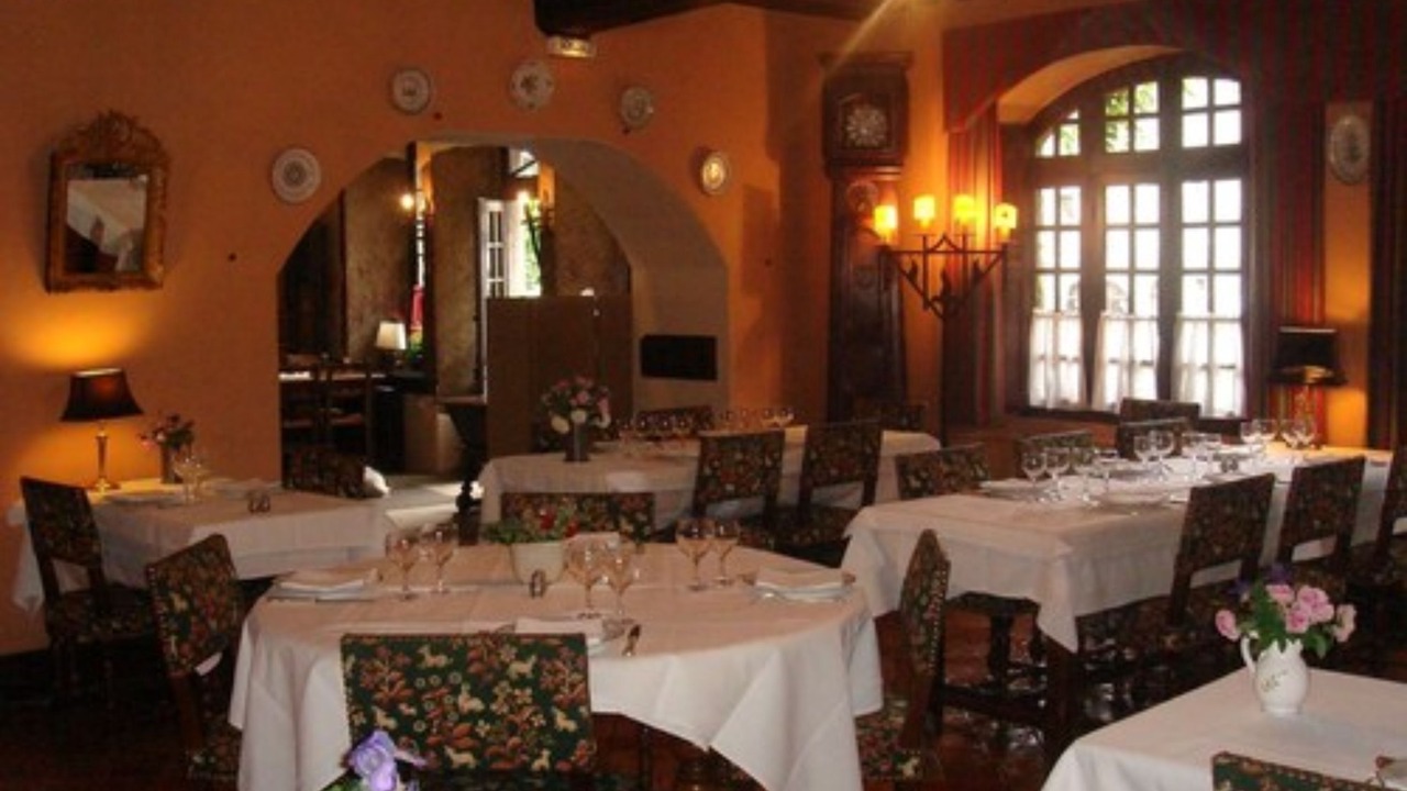 Photo of Others in Perouges
