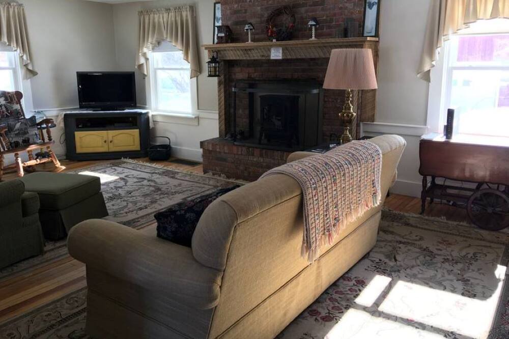 Photo of Bedroom in Weston