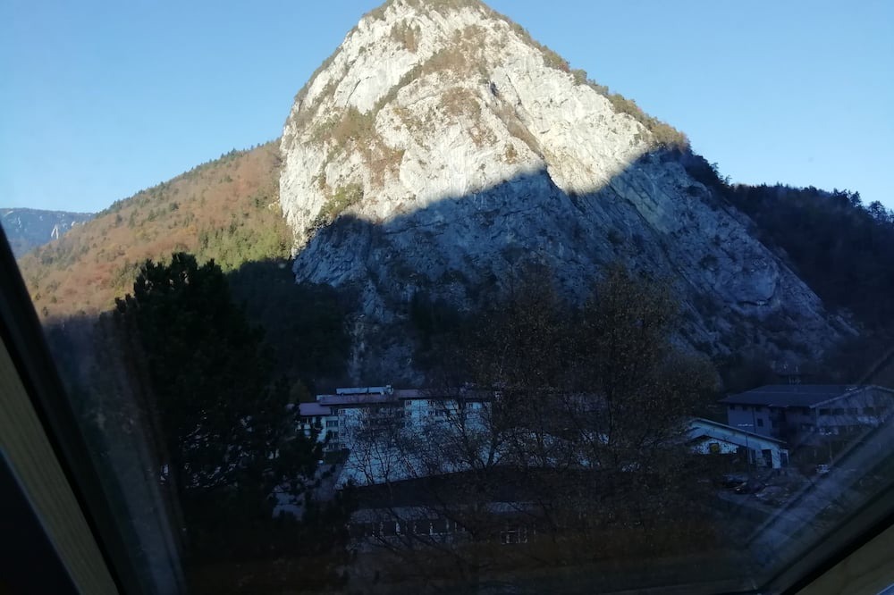 Photo of Others in Thones