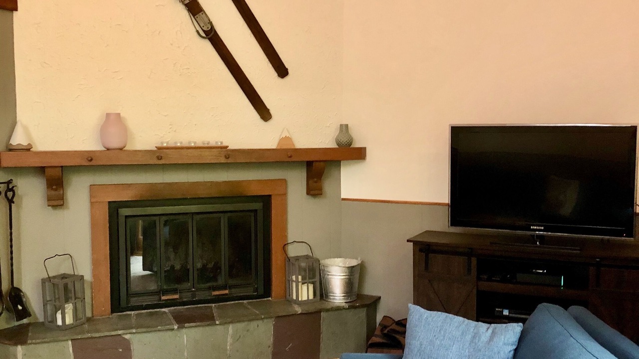 Photo of Livingroom in Bromley Mountain