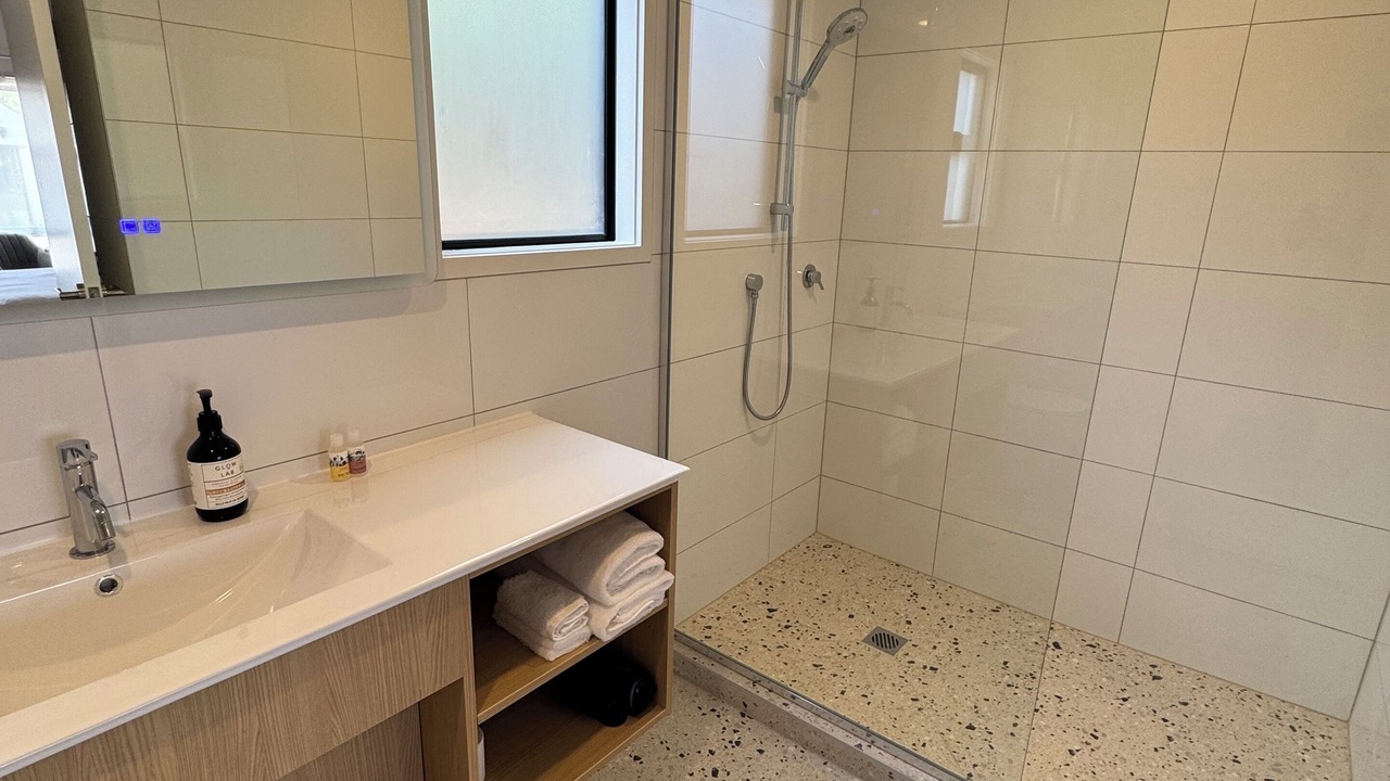 Photo of Bathroom in Otahuhu