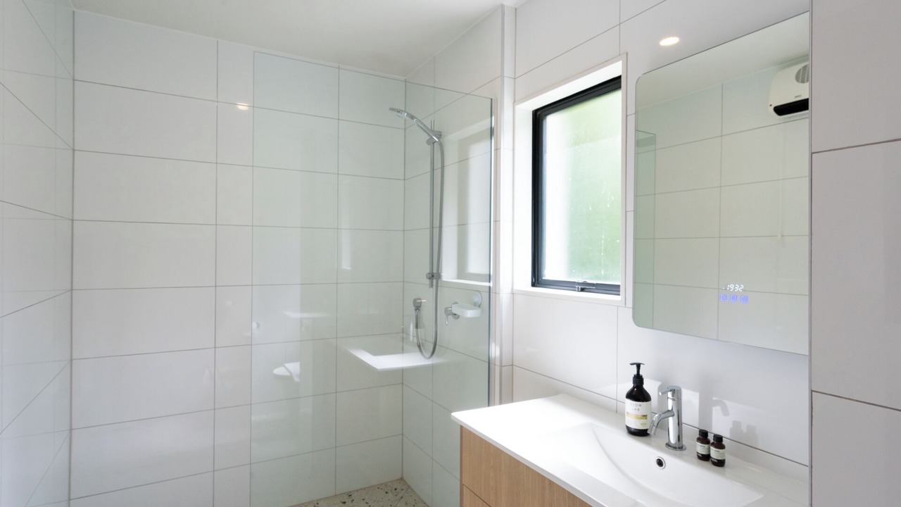 Photo of Bathroom in Otahuhu