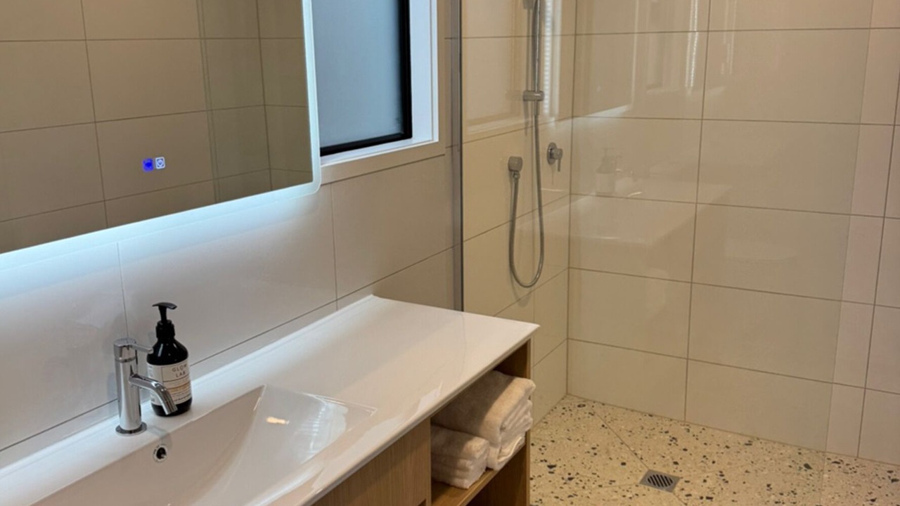 Photo of Bathroom in Otahuhu