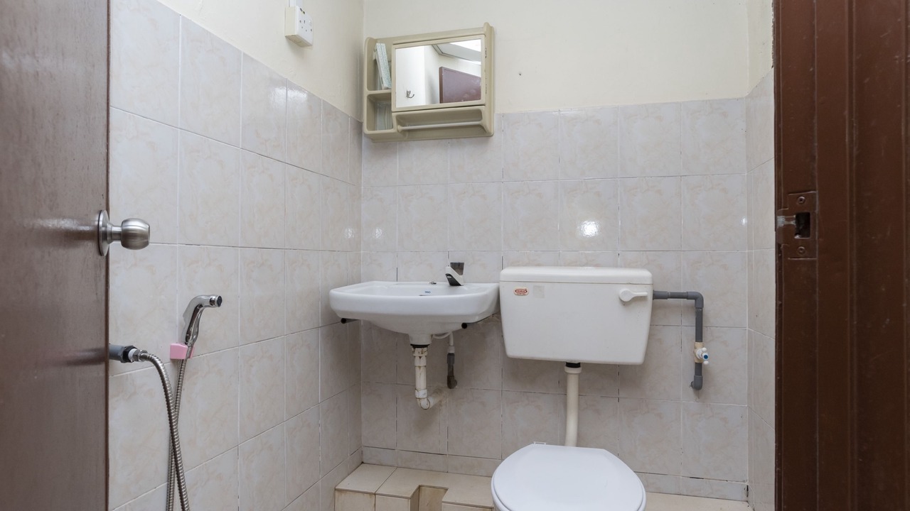 Photo of Bathroom in Pontian