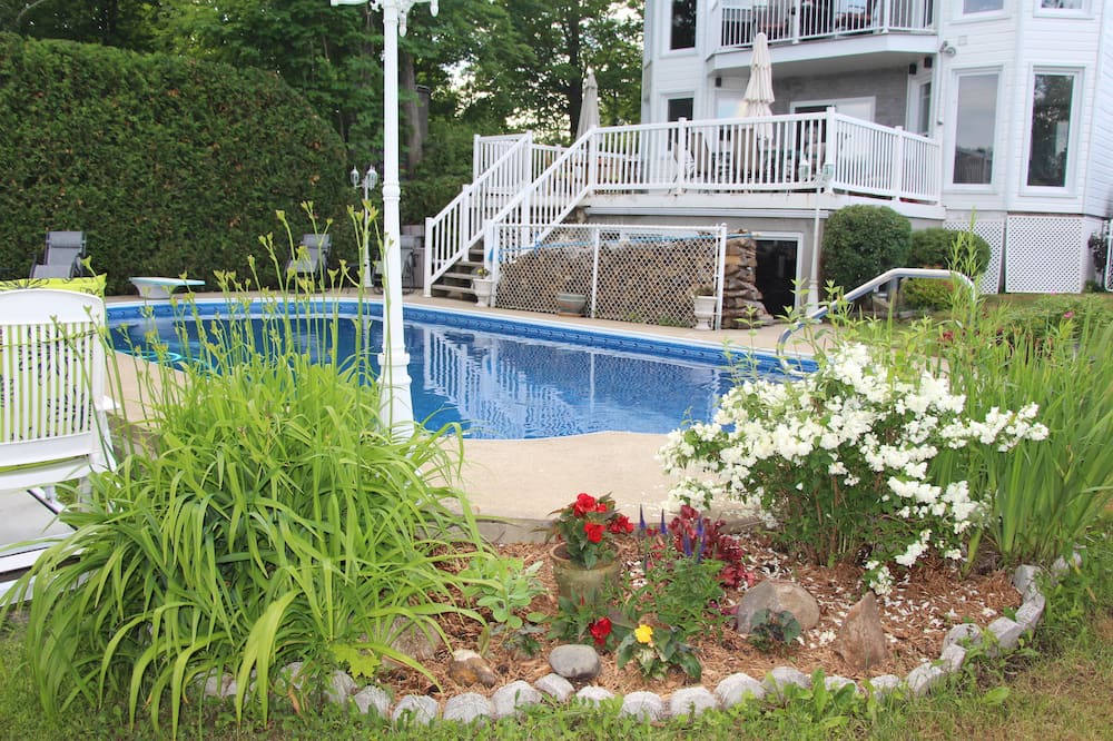 Photo of Outdoor in Saint-Augustin-de-Desmaures