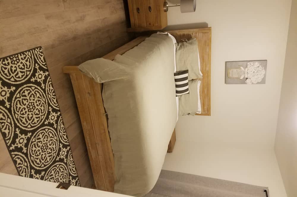 Photo of Bedroom in Fetters Hot Springs-Agua Caliente