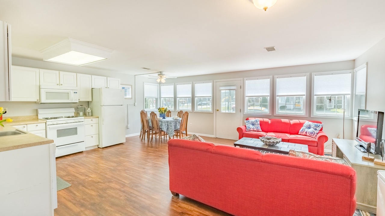Photo of Livingroom in Olcott