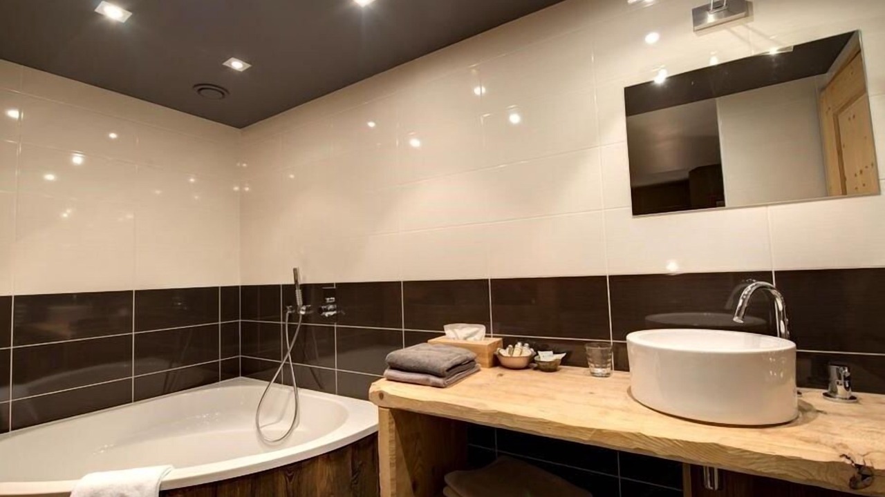 Photo of Bathroom in Talloires-Montmin