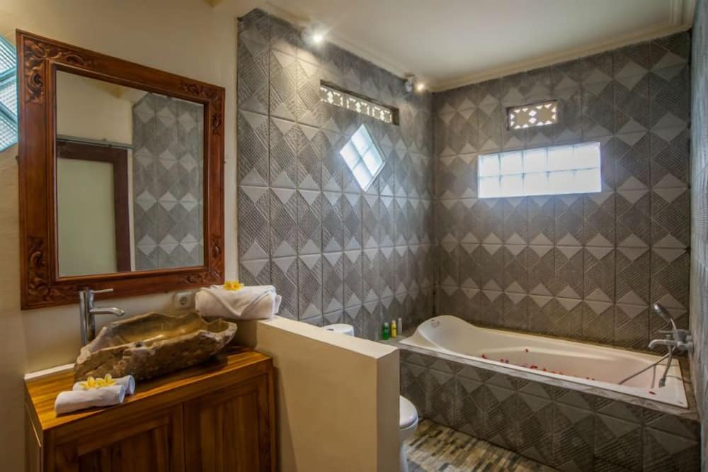 Photo of Others in Peliatan