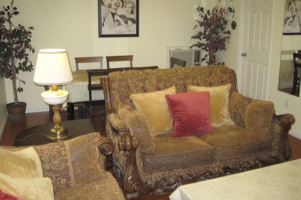 Photo of Livingroom in Fair Oaks