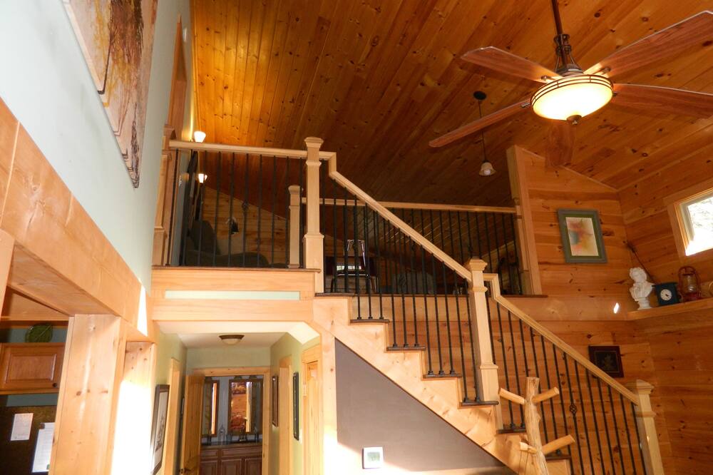 Photo of Bedroom in Dahlonega