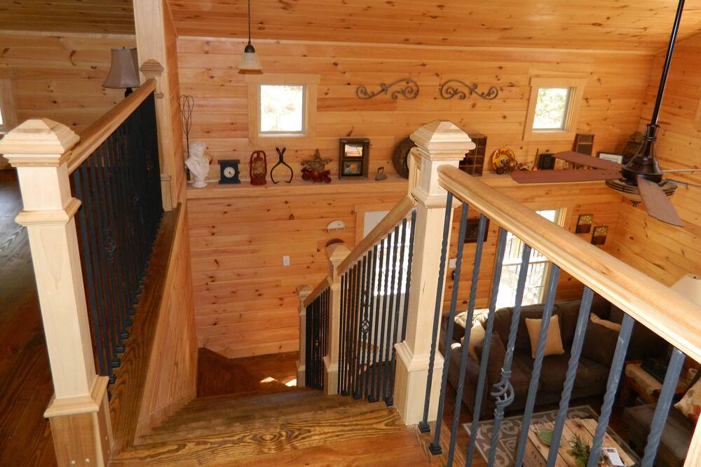 Photo of Bedroom in Dahlonega