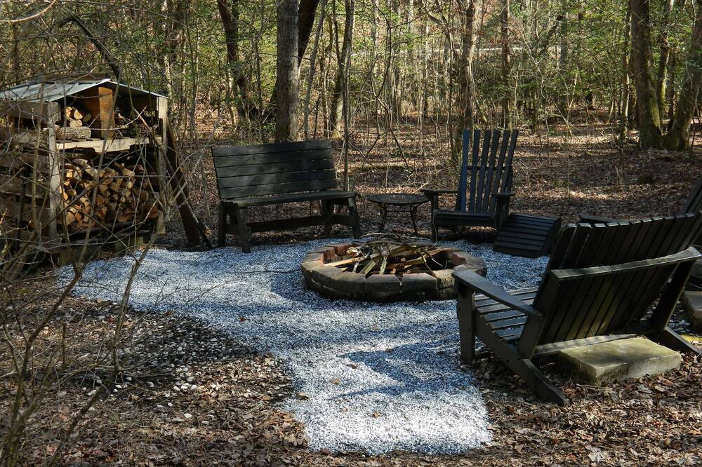 Photo of Others in Dahlonega