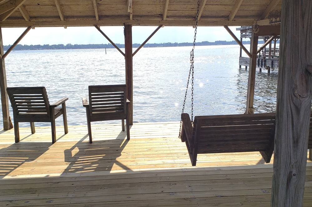 Photo of Outdoor in Elizabethtown