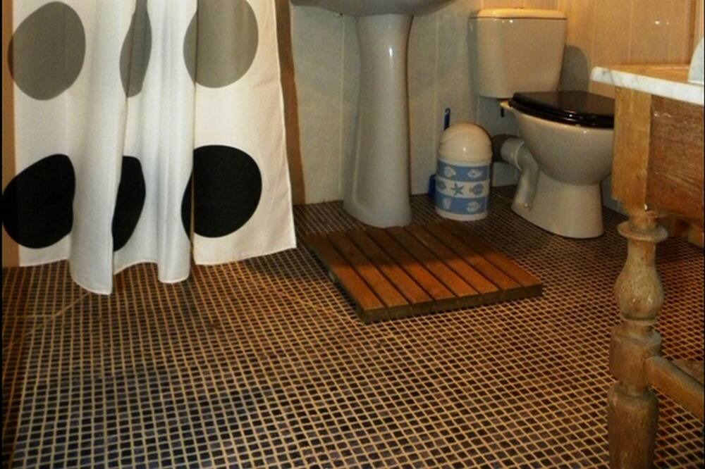 Photo of Bathroom in Fermanville