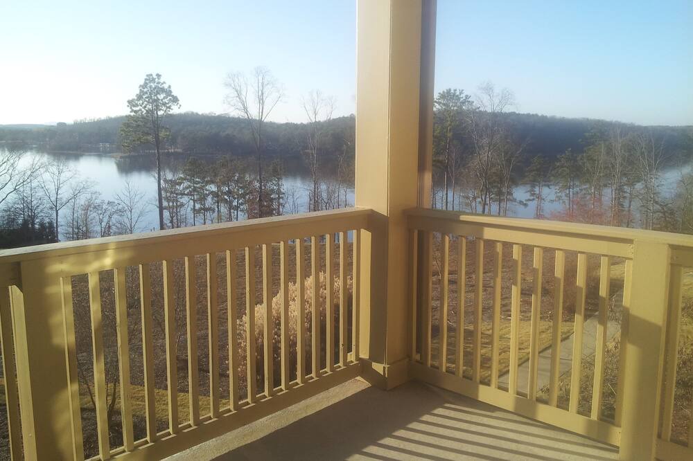 Photo of Patio Balcony in Talladega