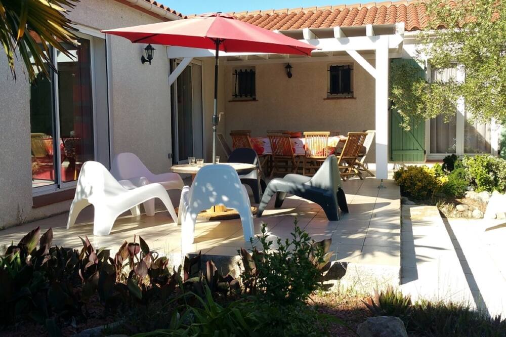 Photo of Patio Balcony in Brouilla