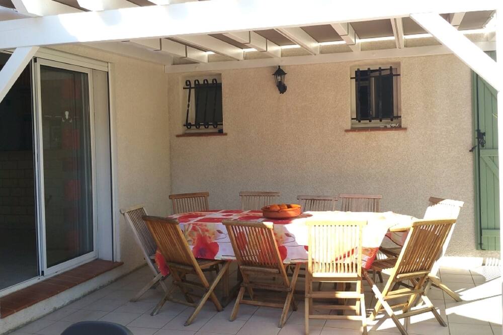 Photo of Patio Balcony in Brouilla
