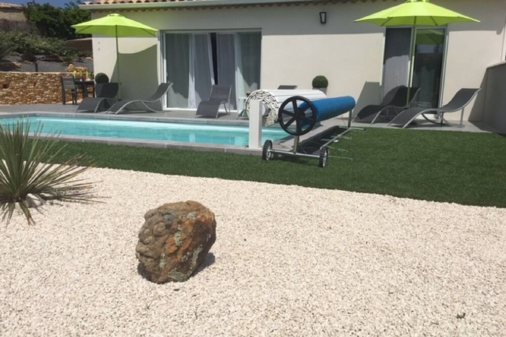 Photo of Outdoor in Saint-Marcel-de-Careiret