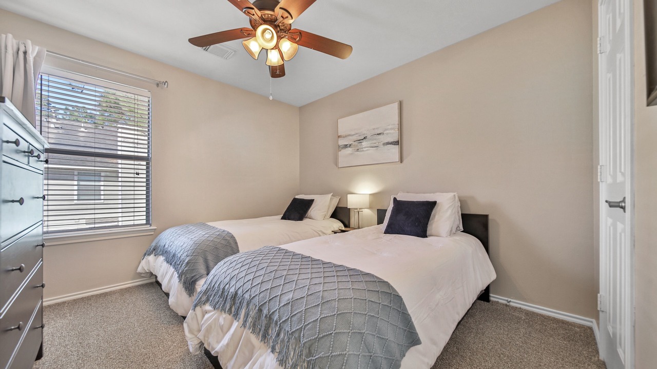 Photo of Bedroom in Alden Bridge
