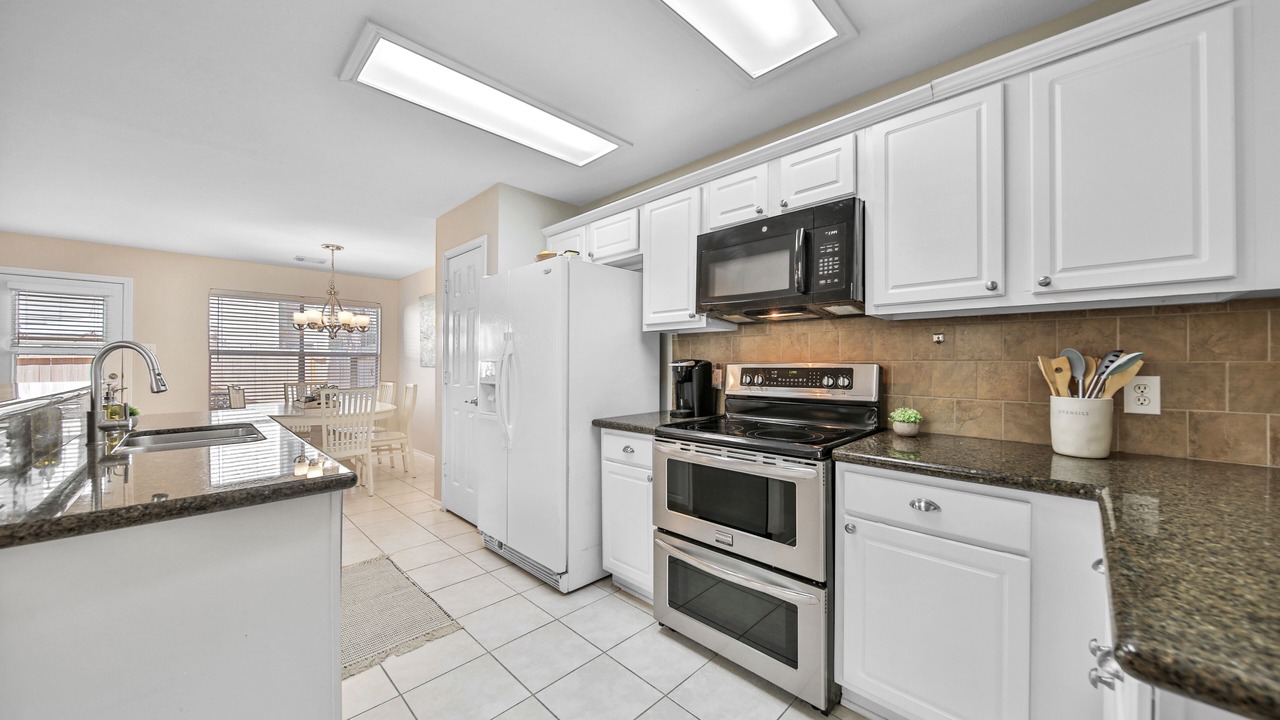 Photo of Kitchen in Alden Bridge