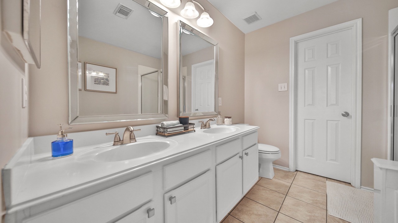 Photo of Kitchen in Alden Bridge
