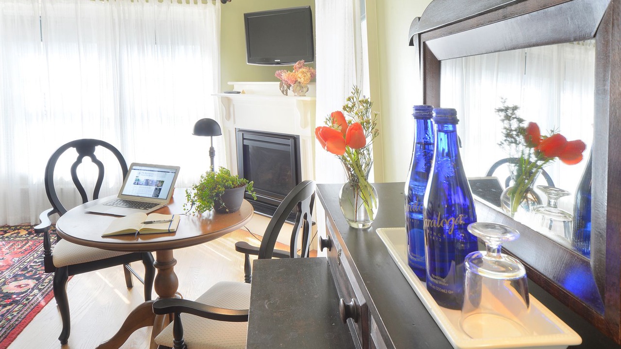 Photo of Bedroom in Saratoga Springs