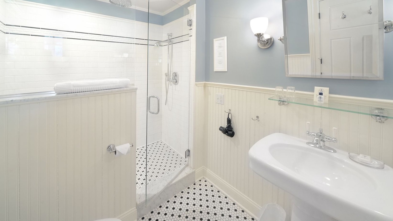 Photo of Bathroom in Saratoga Springs