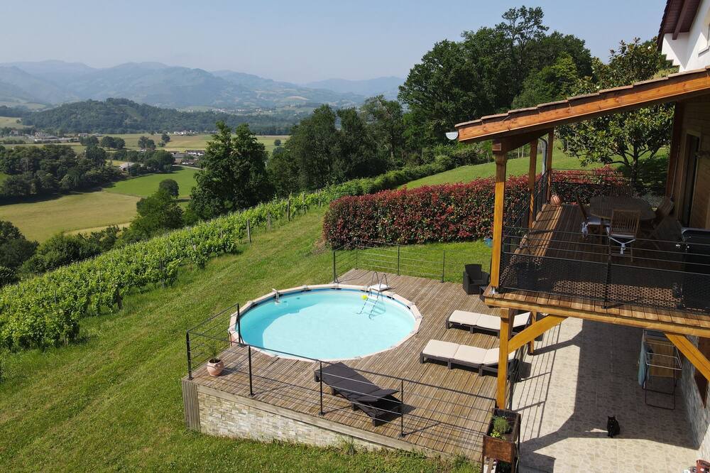 Photo of Outdoor in Saint-Jean-le-Vieux