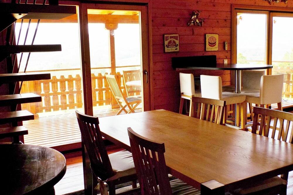 Photo of Kitchen in Saint-Jean-le-Vieux