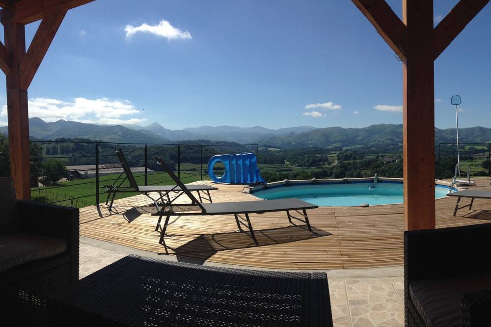 Photo of Patio Balcony in Saint-Jean-le-Vieux