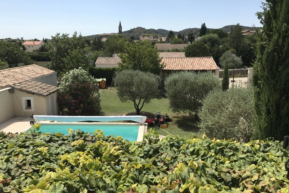 Photo of Outdoor in Lirac