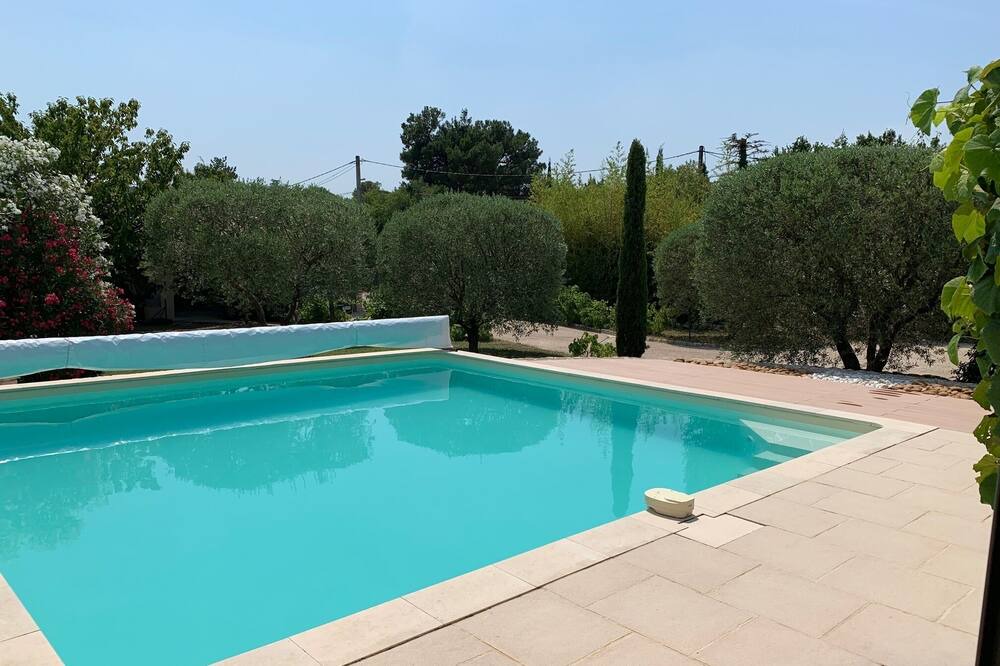 Photo of Outdoor in Lirac