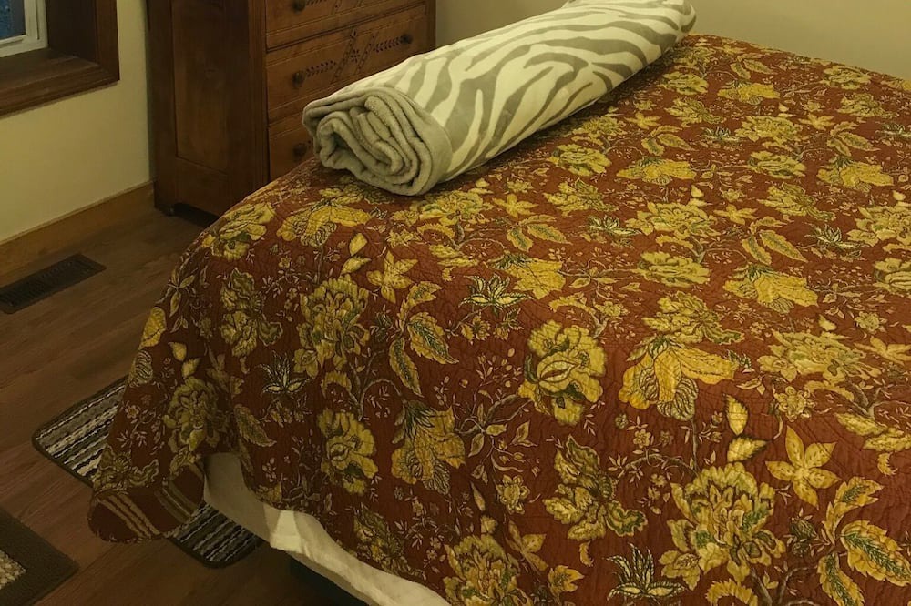 Photo of Bedroom in Montgomery Center