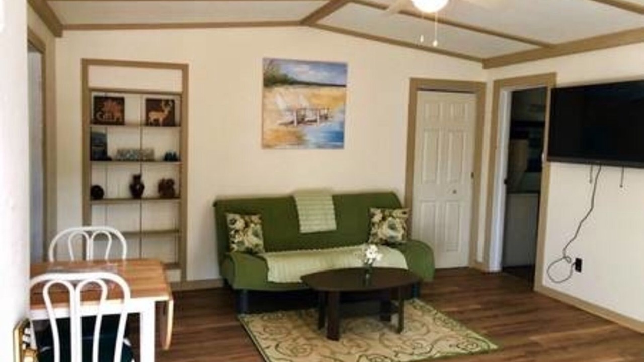 Photo of Livingroom in Lake Luzerne-Hadley