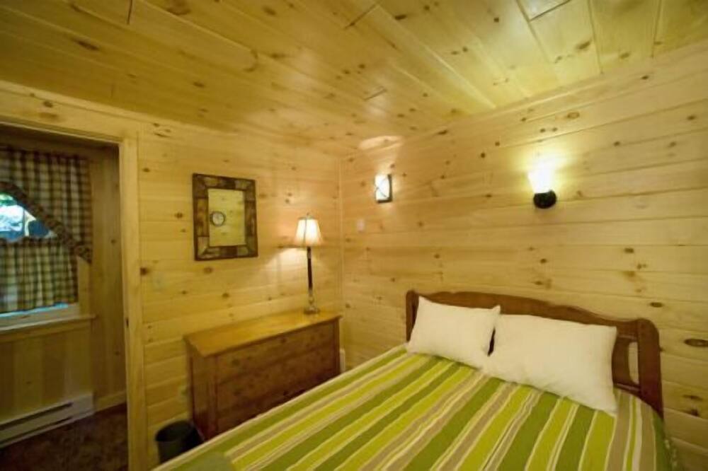 Photo of Bedroom in Town of Webb