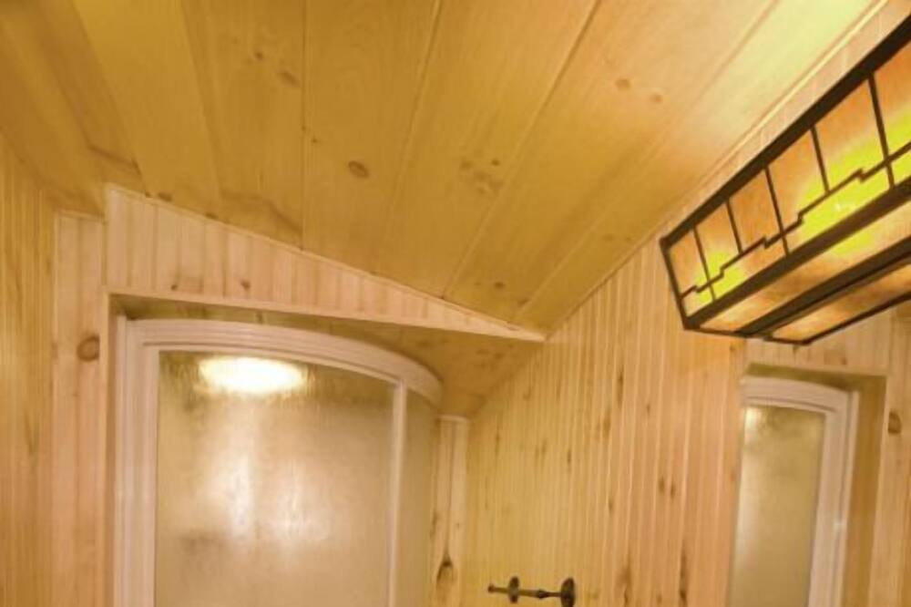 Photo of Bathroom in Town of Webb