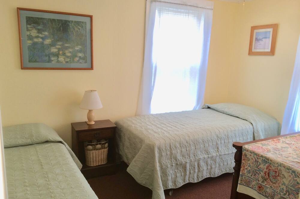 Photo of Bathroom in York Beach