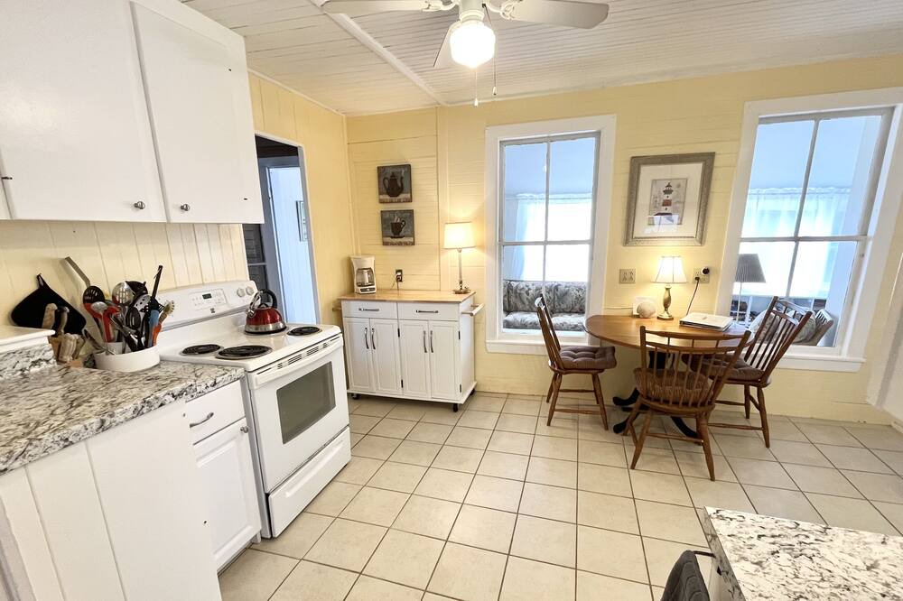 Photo of Kitchen in York Beach
