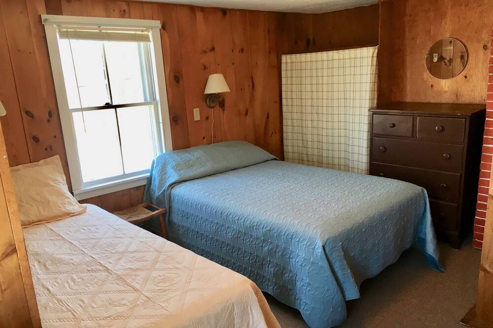 Photo of Bedroom in York Beach