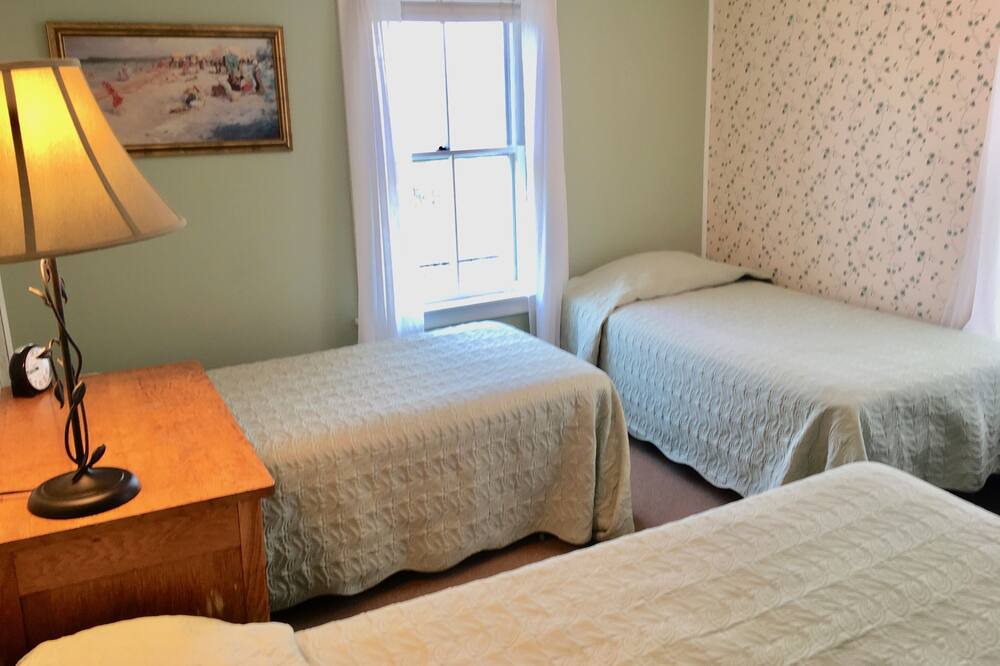 Photo of Bedroom in York Beach